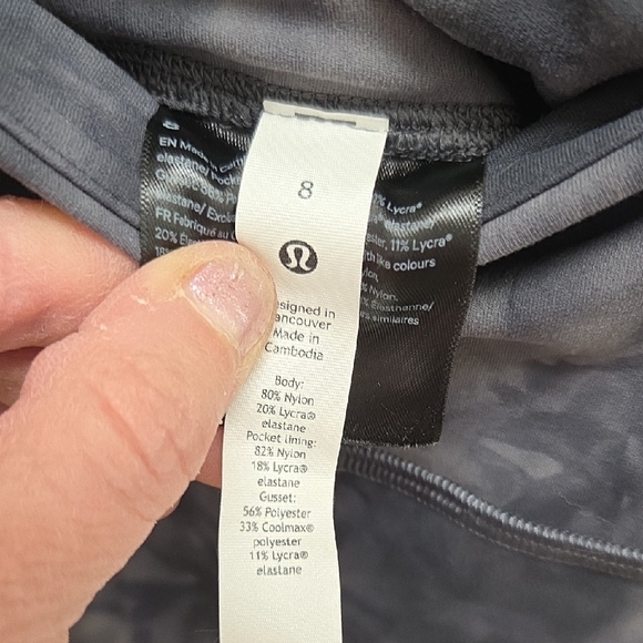 lululemon athletica Black Tie-Dye Leggings- EC - Picture 6 of 8